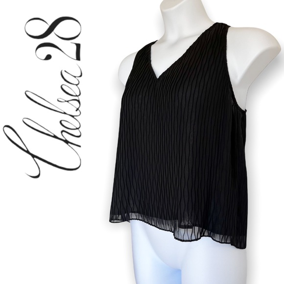 Chelsea28 Tops - Chelsea28 (Nordstrom) Textured Sleeveless Top Black Size Medium